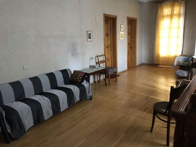 Гостевой дом Guest House Bedouin Тбилиси-8